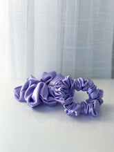 Load image into Gallery viewer, LAVENDER SILK SCRUNCHIE | Jumbo
